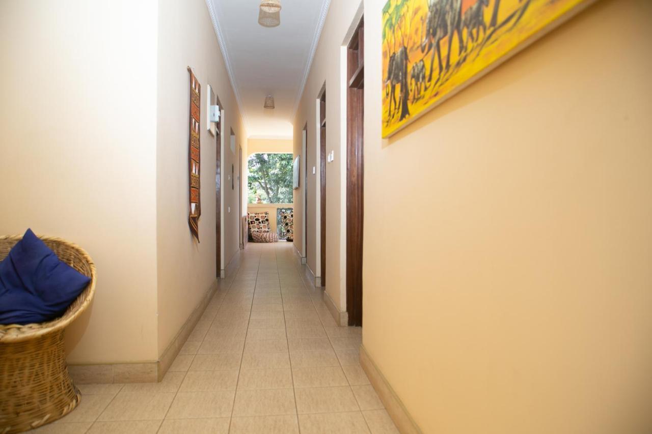 Hostel White House Of Tanzania Arusza Zewnętrze zdjęcie